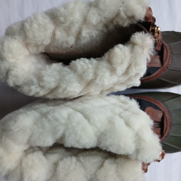 Tory Burch Tan and Black Winter Boots - Picture 12 of 16